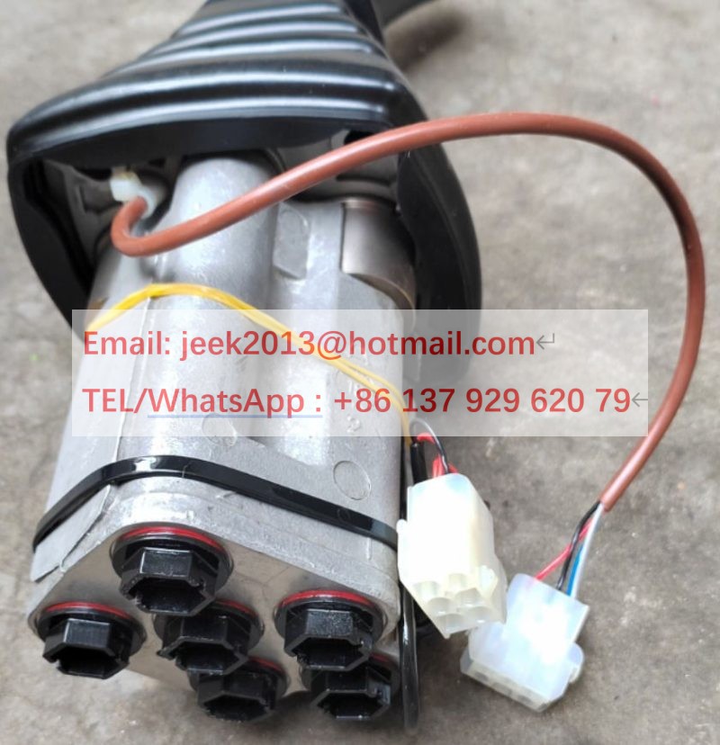 12C4724 PILOT VALVE ASSY FOR LIUGONG WHEEL LOADER 12C4724T0