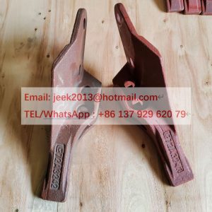 72A3242 SIDE BUCKET TOOTH FOR LIUGONG CLG766A CLG777A BACKHOE LOADER